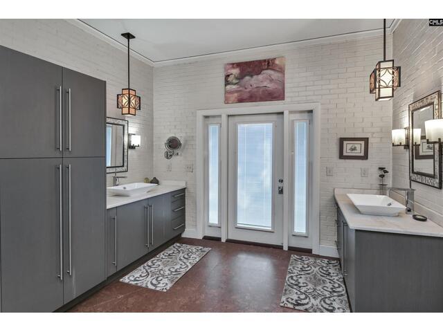 Photo of 6342 WESTSHORE Road