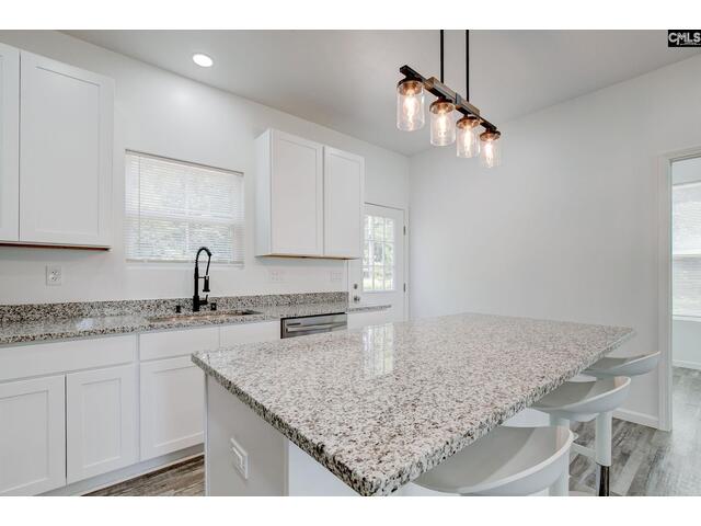 Photo of 110 Lakeside Drive