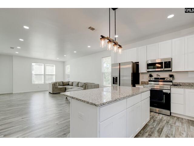 Photo of 110 Lakeside Drive