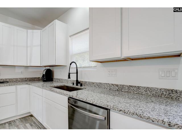 Photo of 110 Lakeside Drive