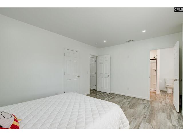 Photo of 110 Lakeside Drive