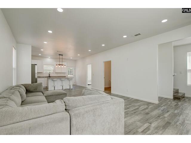 Photo of 110 Lakeside Drive
