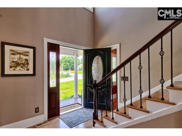 Photo of 121 Cove View Drive Photo of 121 Cove View Drive