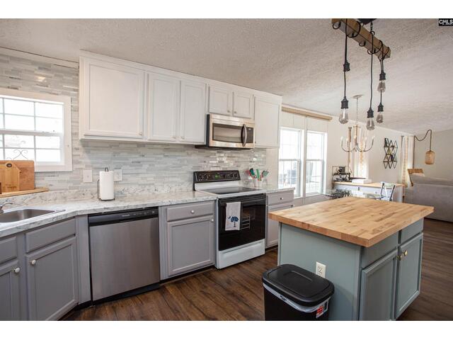 Photo of 953 Rolling Hills Road