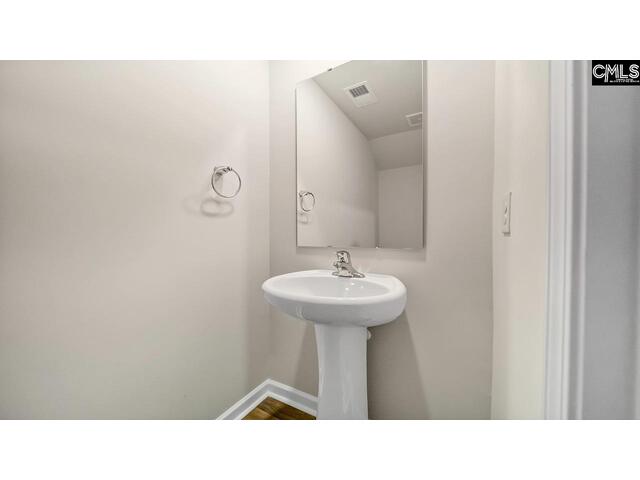 Photo of 126B Willow Creek Boulevard Photo of 126B Willow Creek Boulevard