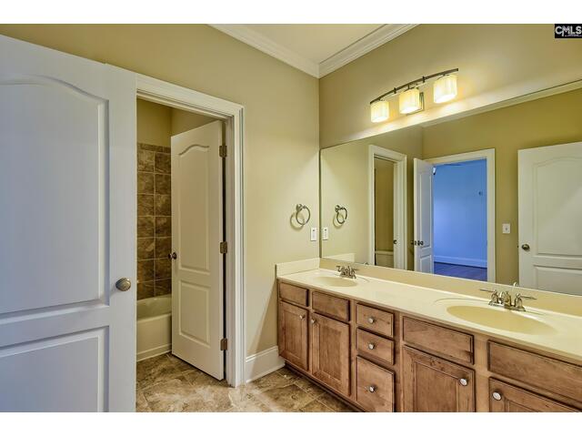 Photo of 279 Canterwood Road