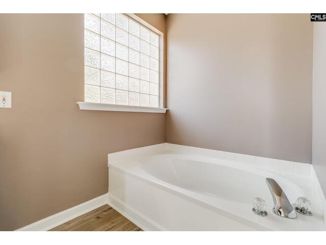 Photo of 27 aberdeen wall