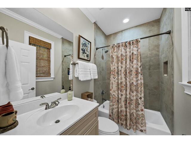 Photo of 24 Burgee Court