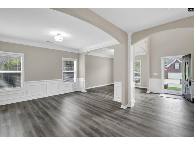 Photo of 424 Marsh Pointe Drive