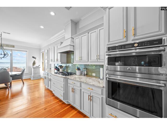Photo of 252 Waters Edge Drive