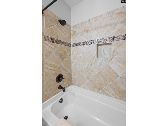 Photo of 252 Waters Edge Drive