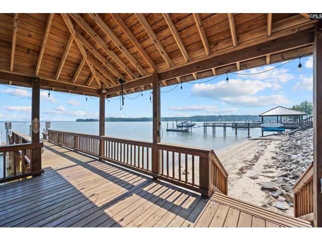 Photo of 252 Waters Edge Drive