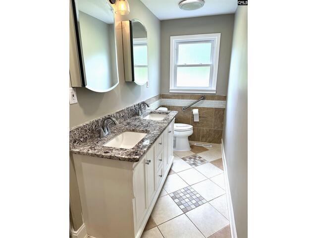 Photo of 535 Sandbar Road