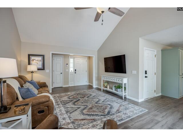 Photo of 7 Redwing Drive Photo of 7 Redwing Drive