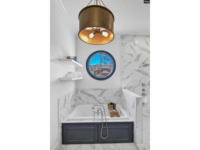 Photo of 5232 Lakeshore Drive