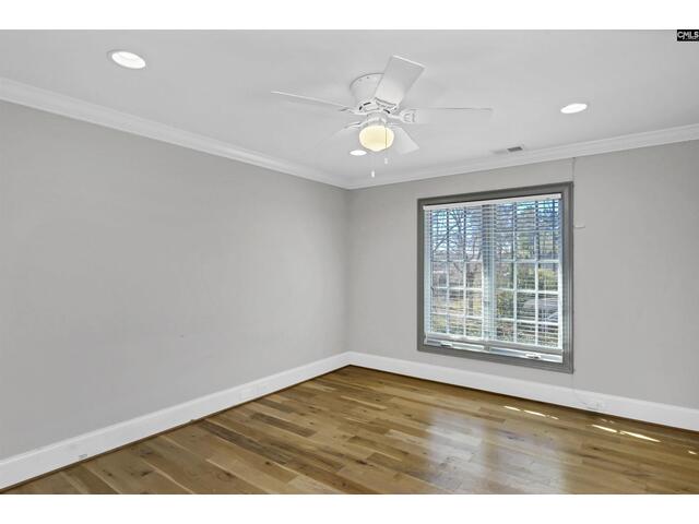 Photo of 5232 Lakeshore Drive