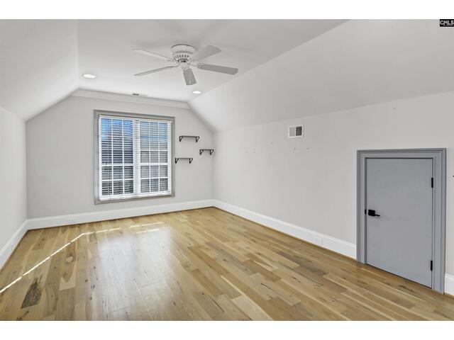 Photo of 5232 Lakeshore Drive