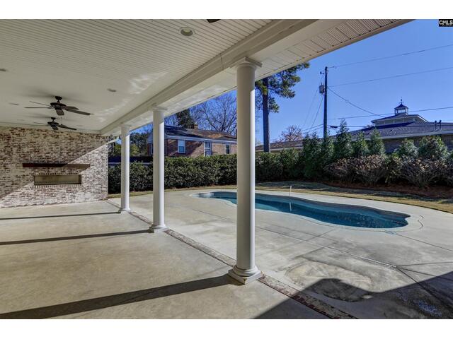 Photo of 5232 Lakeshore Drive