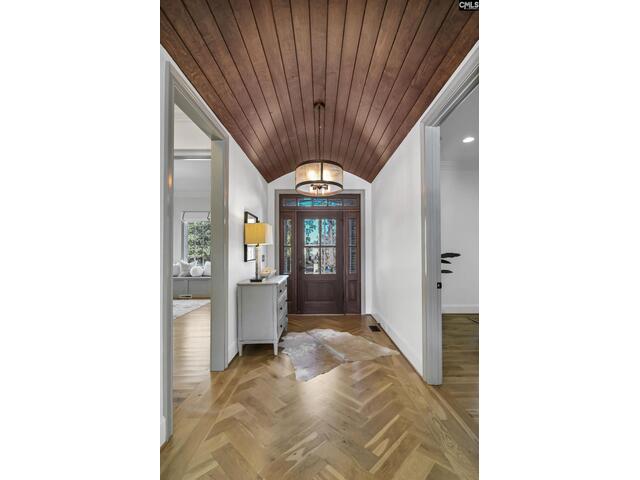 Photo of 5232 Lakeshore Drive