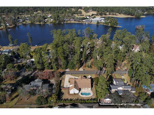 Photo of 5232 Lakeshore Drive