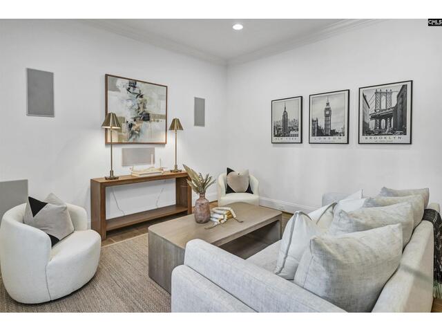 Photo of 5232 Lakeshore Drive