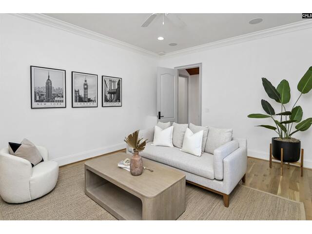 Photo of 5232 Lakeshore Drive