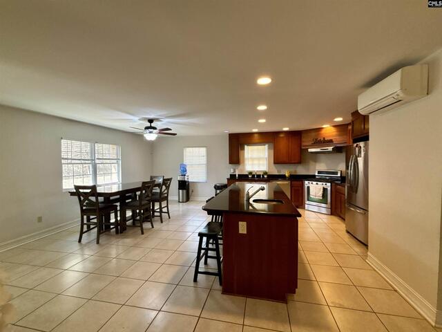 Photo of 330 Canada Drive