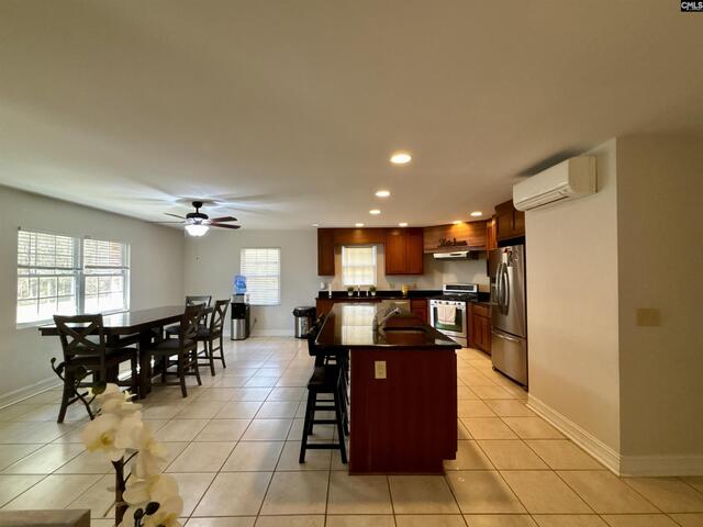 Photo of 330 Canada Drive