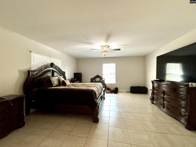 Photo of 330 Canada Drive