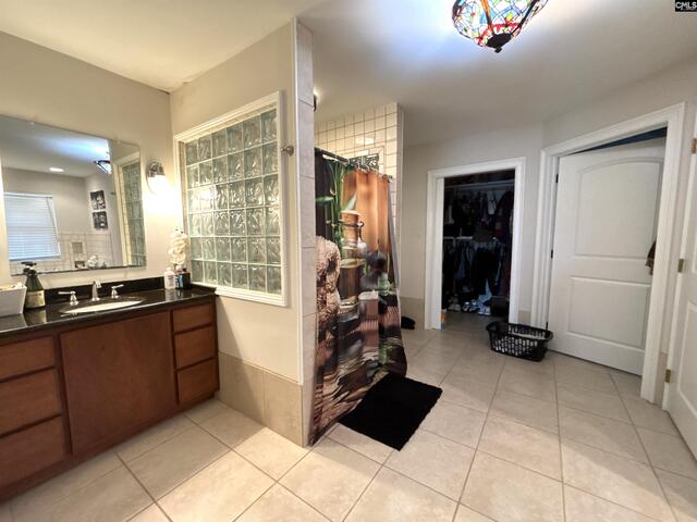 Photo of 330 Canada Drive