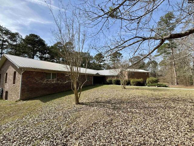 Photo of 330 Canada Drive