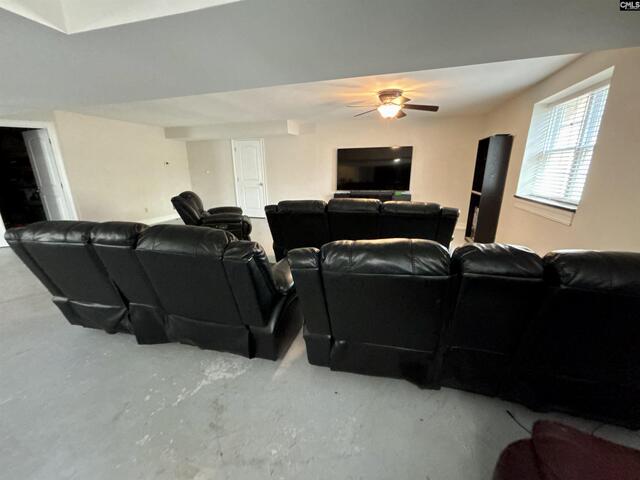 Photo of 330 Canada Drive