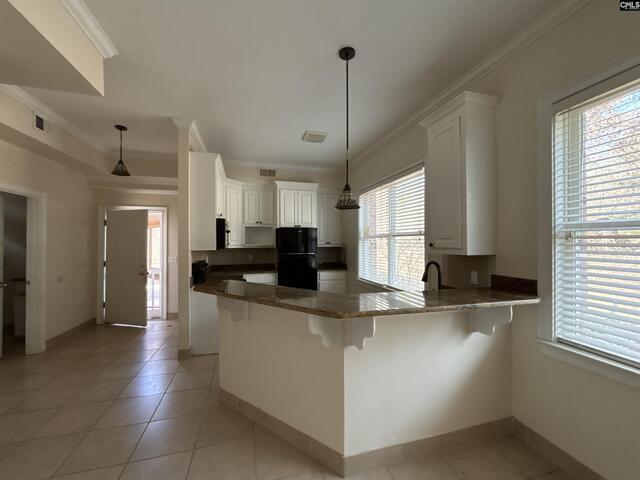 Photo of 330 Canada Drive