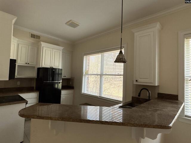 Photo of 330 Canada Drive