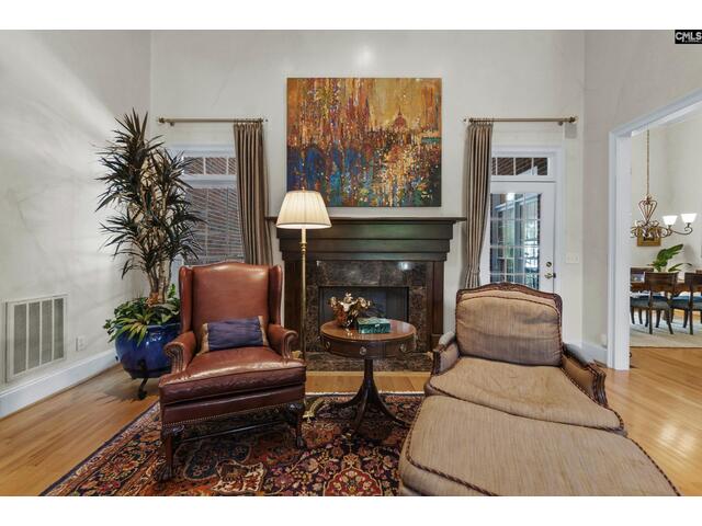Photo of 7 Laurent Court Photo of 7 Laurent Court
