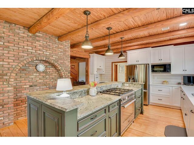 Photo of 518 Pioneer Shores Road