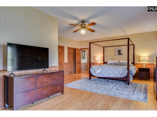 Photo of 518 Pioneer Shores Road