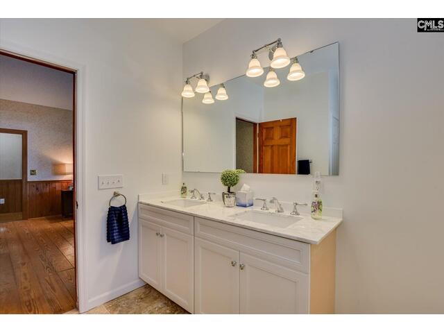 Photo of 518 Pioneer Shores Road