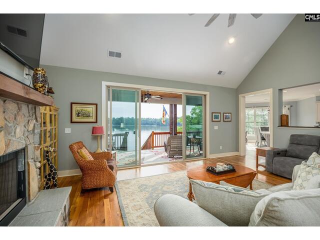 Photo of 1099 Retreat Way