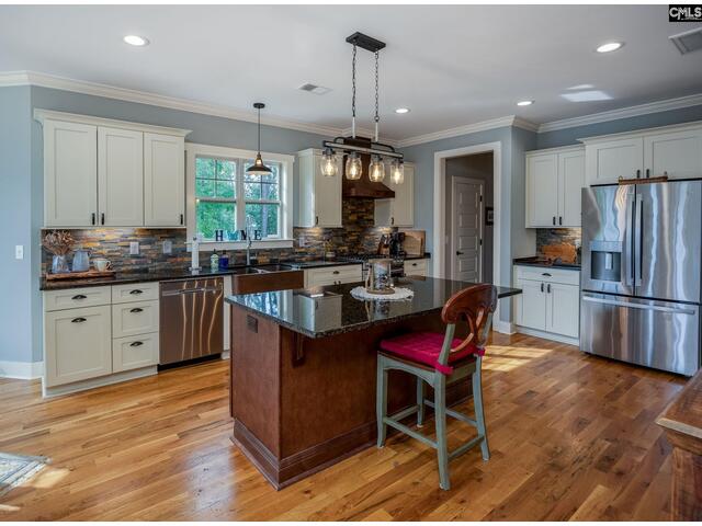 Photo of 1099 Retreat Way