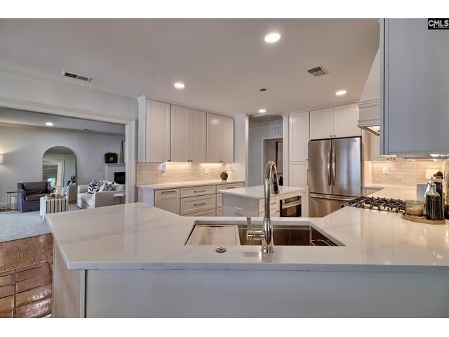 Photo of 1909 Marina Road