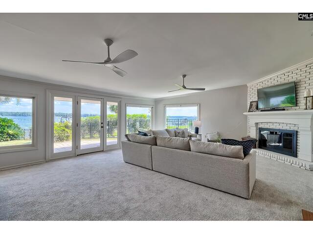 Photo of 1909 Marina Road