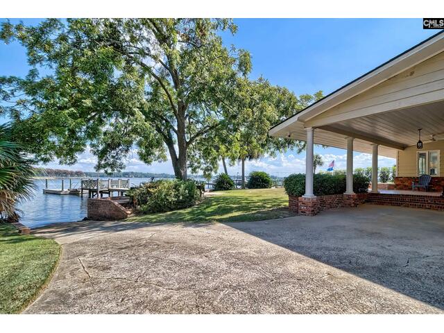 Photo of 1909 Marina Road