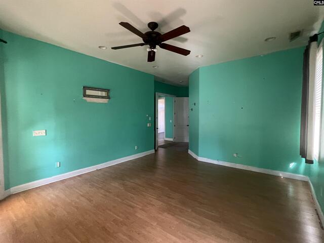 Photo of 2863 Bowen Street