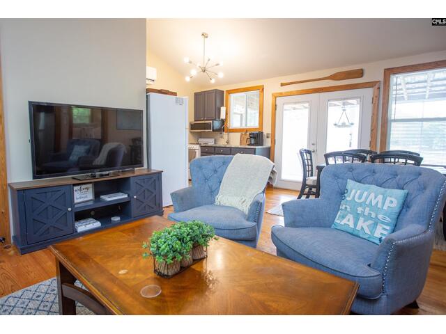 Photo of 2207 White Oak Lane