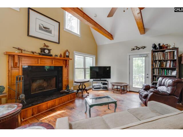 Photo Of 80 Hound Hollow Road Photo of 80 hound hollow road