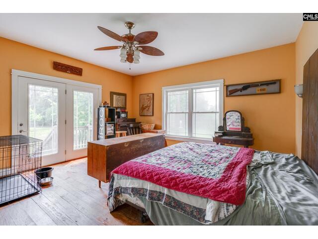 Photo Of 80 Hound Hollow Road Photo of 80 hound hollow road