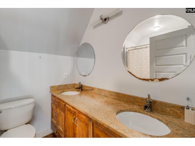 Photo Of 80 Hound Hollow Road Photo of 80 hound hollow road