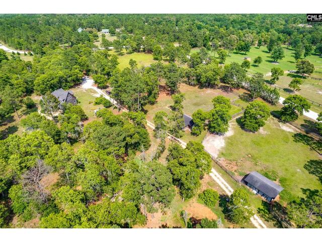 Photo Of 80 Hound Hollow Road Photo of 80 hound hollow road