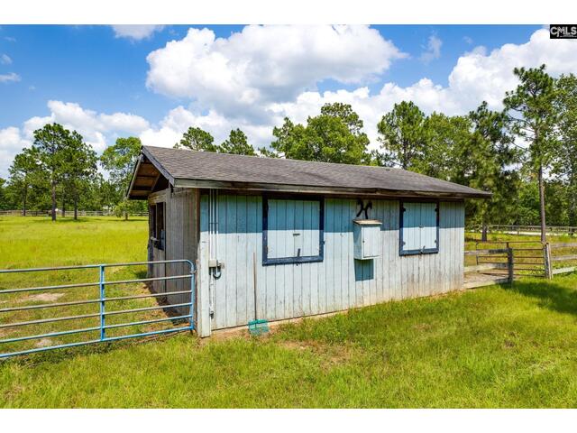 Photo Of 80 Hound Hollow Road Photo of 80 hound hollow road
